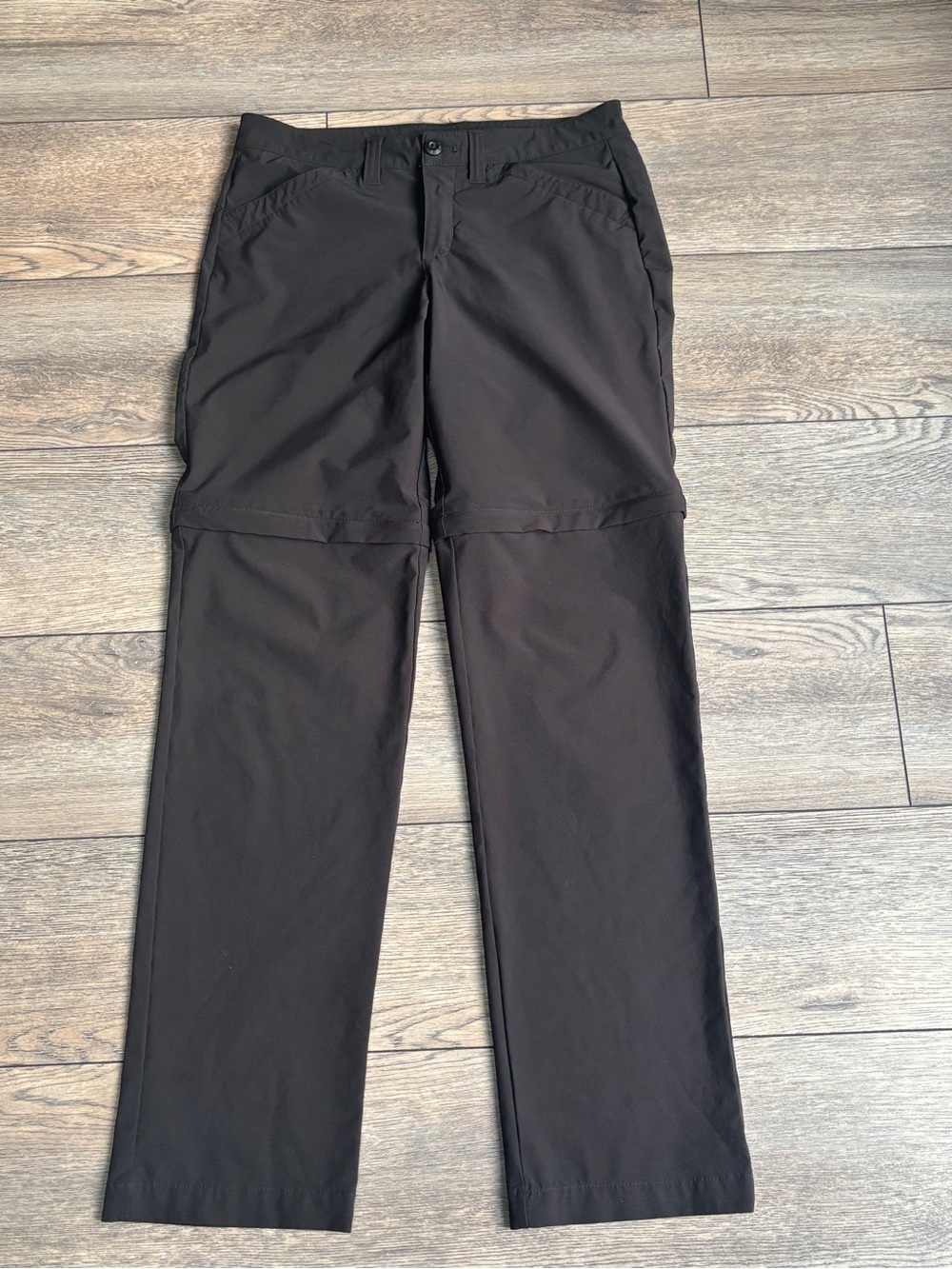 Eddie Bauer Adventurer Zip Off Pants Shorts Black Pockets Sz 4 #5908